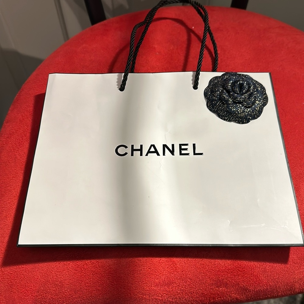 Chanel gift bag